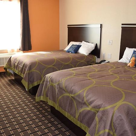 Texas Bungalows Hotel & Suites Остин Экстерьер фото