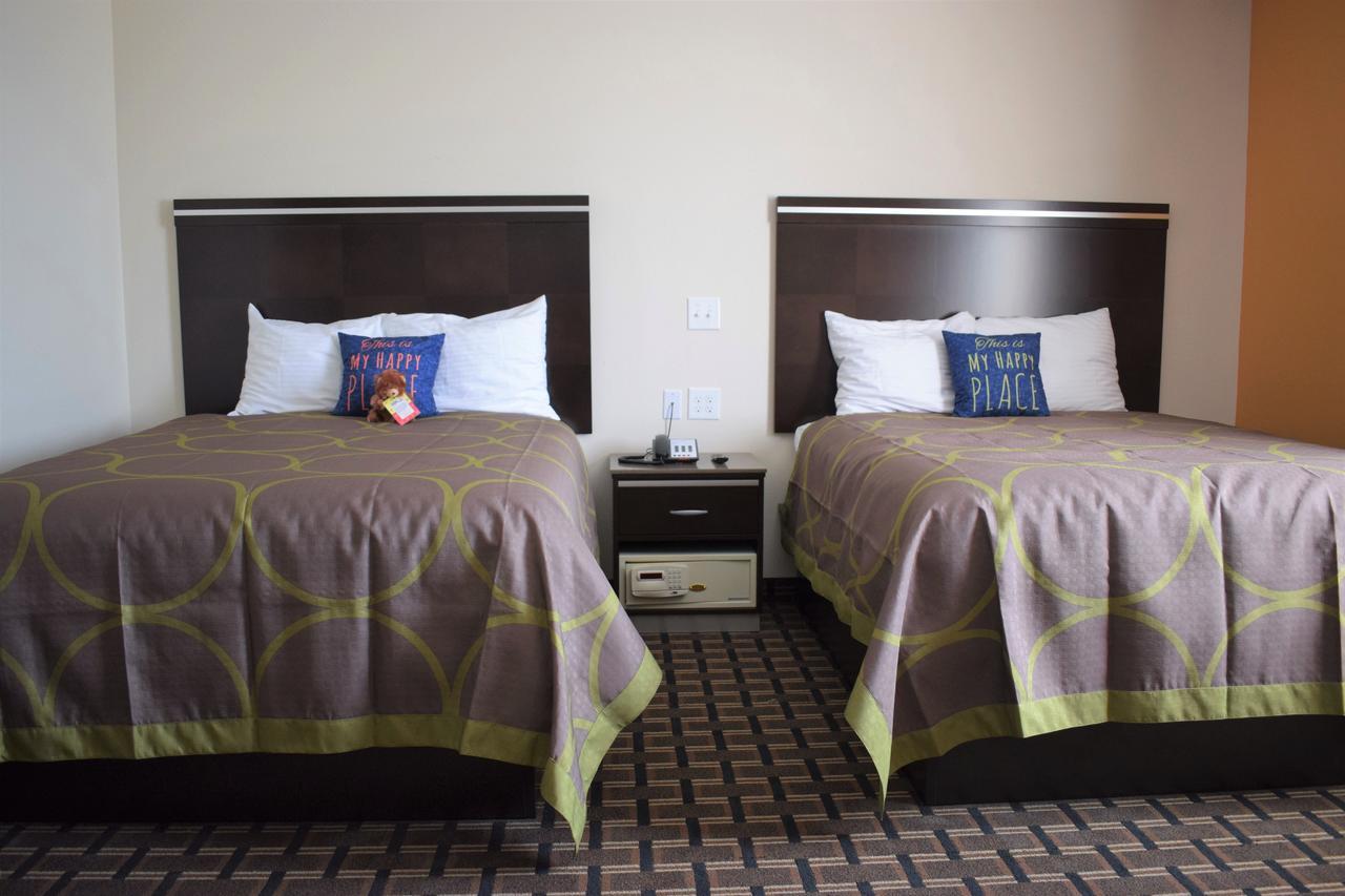 Texas Bungalows Hotel & Suites Остин Экстерьер фото