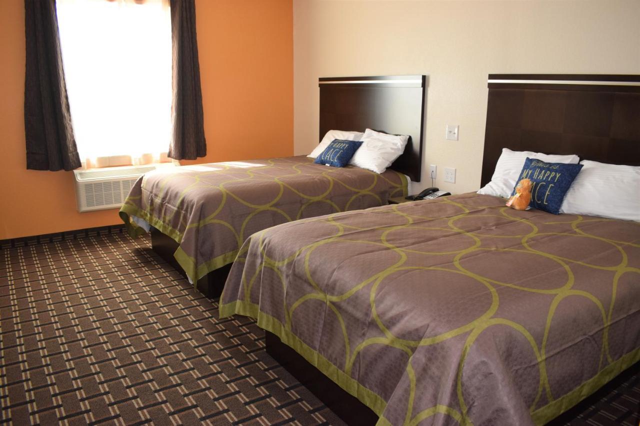 Texas Bungalows Hotel & Suites Остин Экстерьер фото